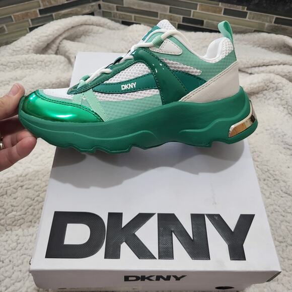 NIB DKNY Juna Everyday Lace Up Platform Athletic Sneaker White/Green sz 5 - Picture 5 of 8